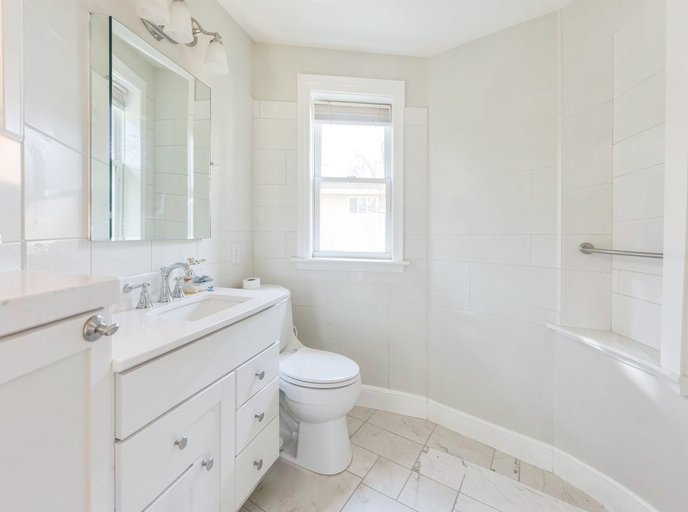 How a New Bathroom Boosts Home Value in Great Neck and Little Neck